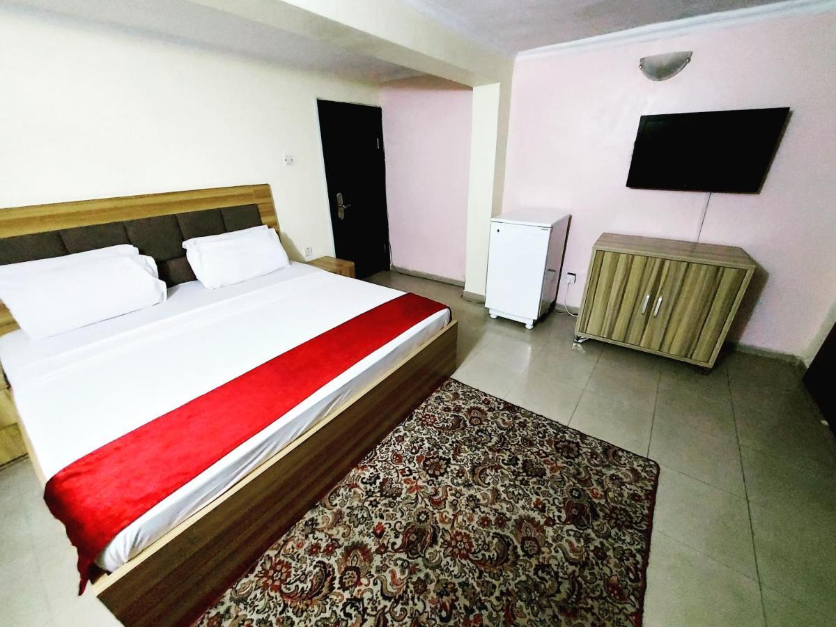 The Ambassadors Hotel Lagos Bagian luar foto