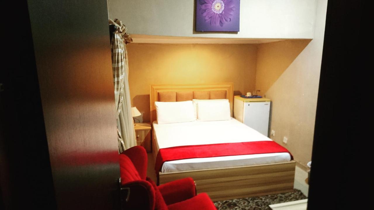 The Ambassadors Hotel Lagos Bagian luar foto